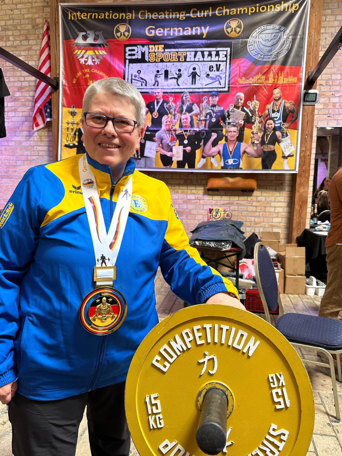 Maria gewinnt erneut die Deutsche Meisterschaft im Strict Curl